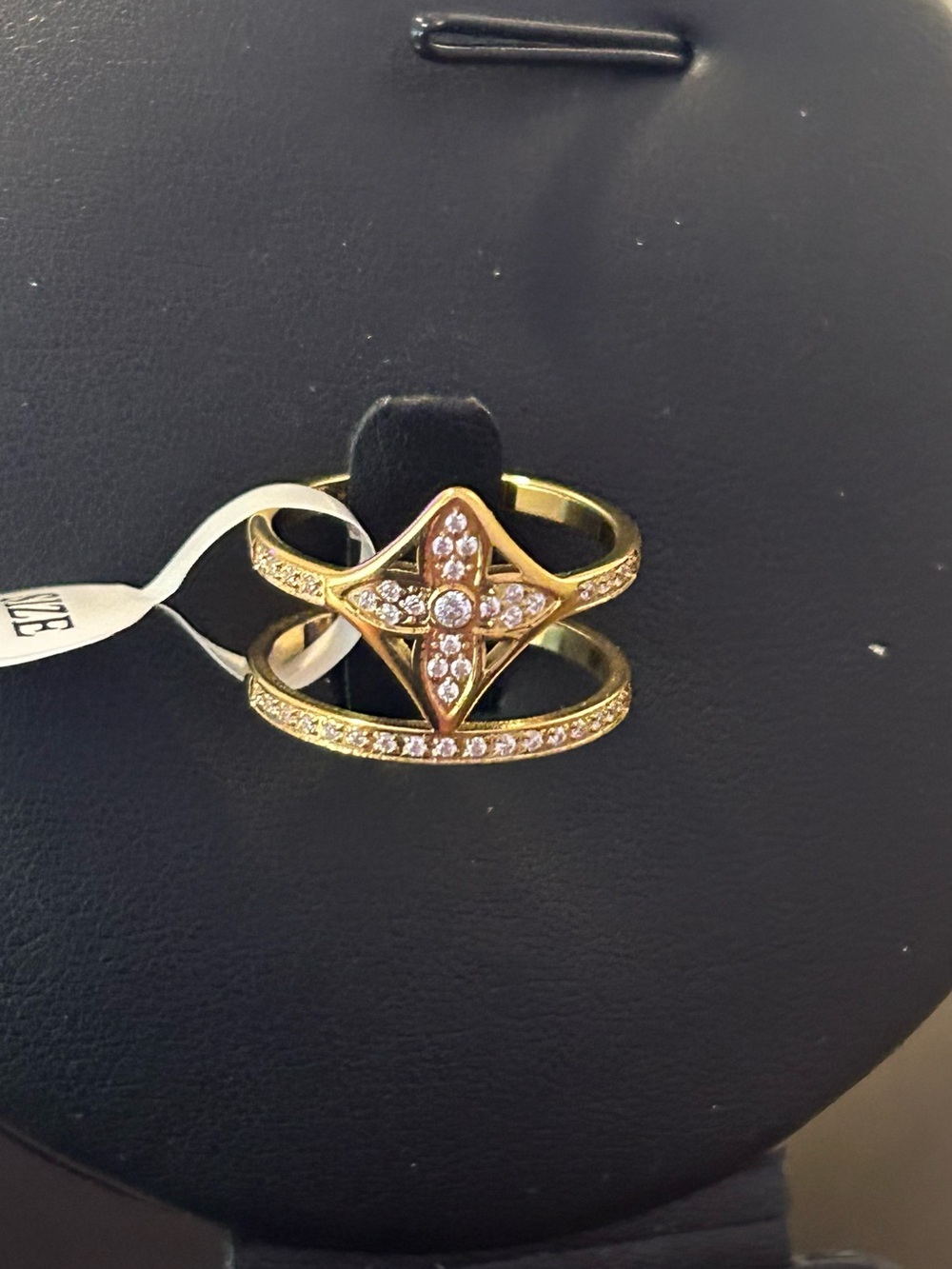Brand New Gold Crystal Flower Accent Open Band Ring